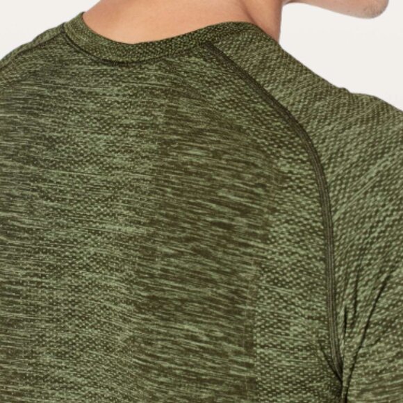 (6001) LULULEMON MENS Metal Vent Tech Short Sleeve Sz L - Picture 6 of 12